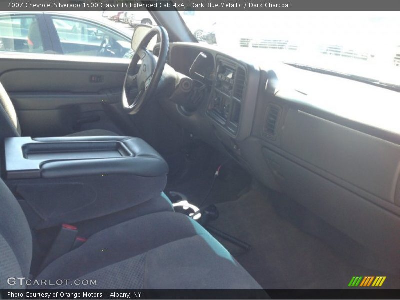 Dark Blue Metallic / Dark Charcoal 2007 Chevrolet Silverado 1500 Classic LS Extended Cab 4x4