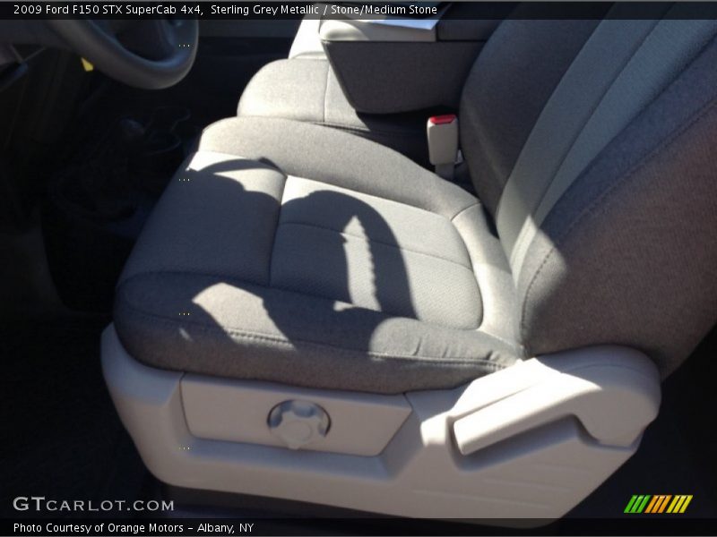 Sterling Grey Metallic / Stone/Medium Stone 2009 Ford F150 STX SuperCab 4x4