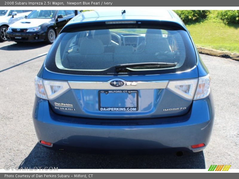 Newport Blue Pearl / Ivory 2008 Subaru Impreza 2.5i Wagon