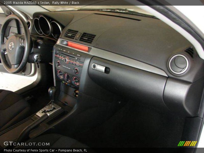 Rally White / Black 2005 Mazda MAZDA3 s Sedan