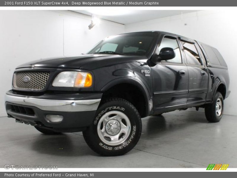 Deep Wedgewood Blue Metallic / Medium Graphite 2001 Ford F150 XLT SuperCrew 4x4