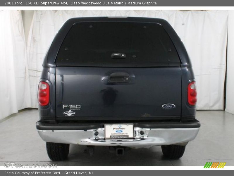 Deep Wedgewood Blue Metallic / Medium Graphite 2001 Ford F150 XLT SuperCrew 4x4