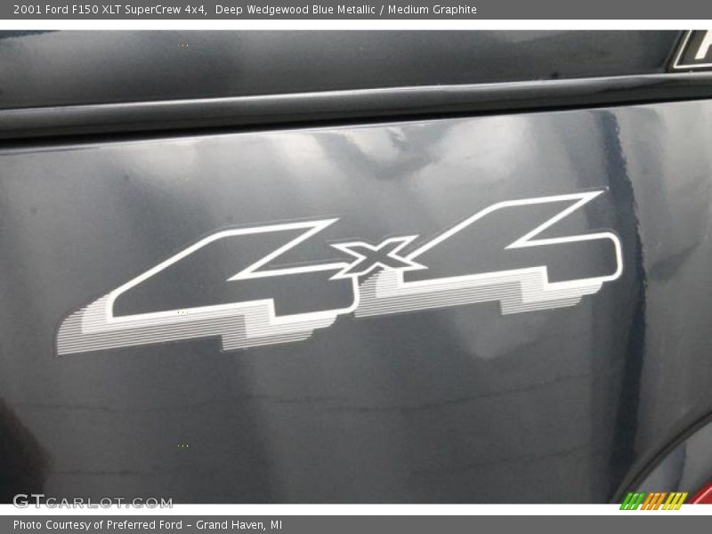 Deep Wedgewood Blue Metallic / Medium Graphite 2001 Ford F150 XLT SuperCrew 4x4