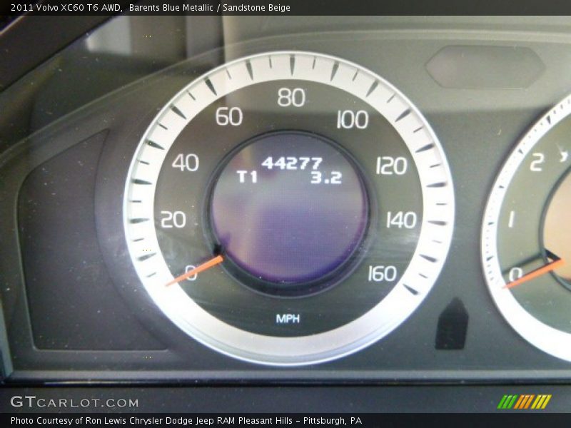 Barents Blue Metallic / Sandstone Beige 2011 Volvo XC60 T6 AWD