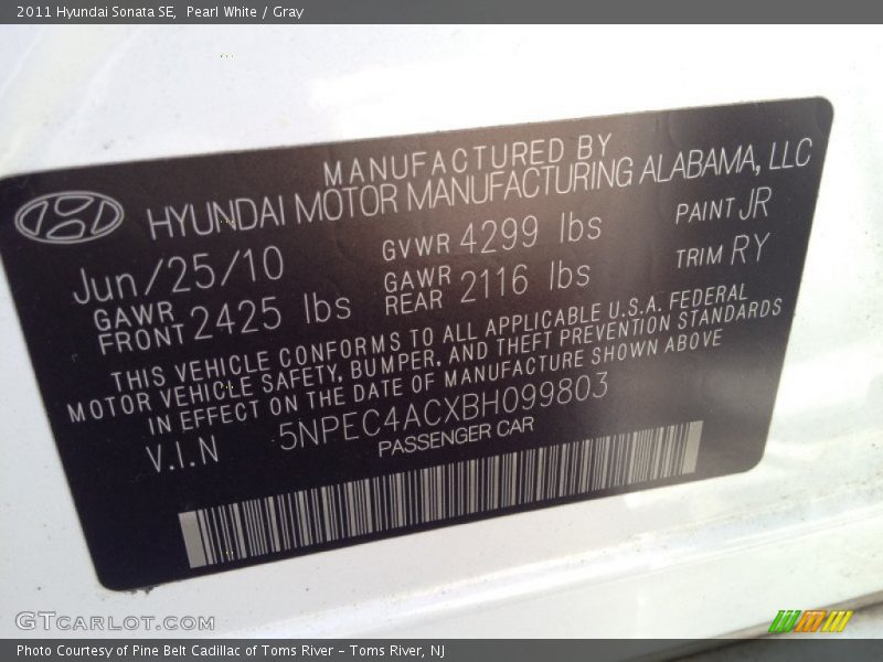 Pearl White / Gray 2011 Hyundai Sonata SE