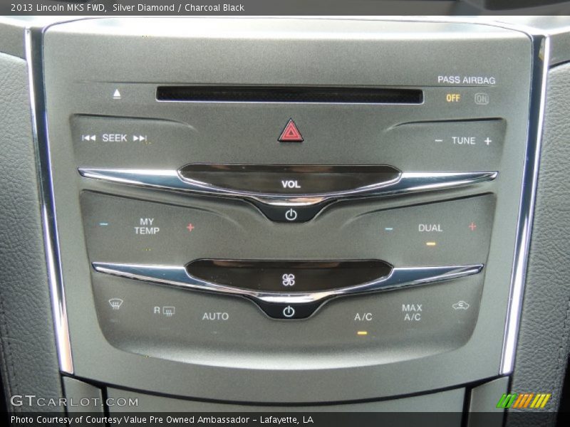 Silver Diamond / Charcoal Black 2013 Lincoln MKS FWD
