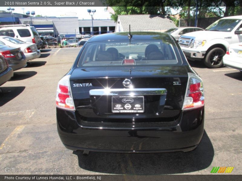 Super Black / Charcoal 2010 Nissan Sentra 2.0 SL
