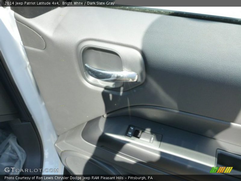Bright White / Dark Slate Gray 2014 Jeep Patriot Latitude 4x4