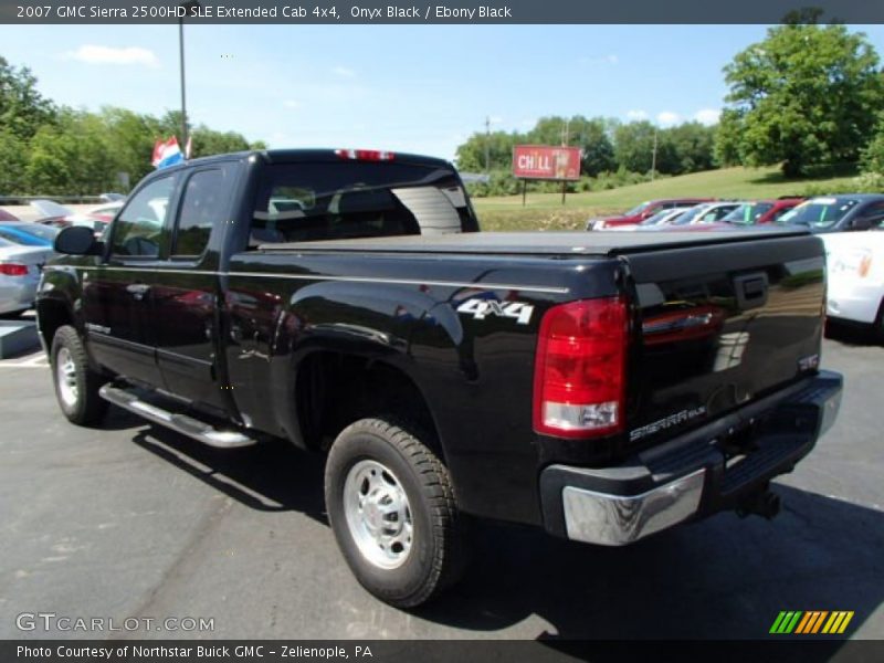 Onyx Black / Ebony Black 2007 GMC Sierra 2500HD SLE Extended Cab 4x4