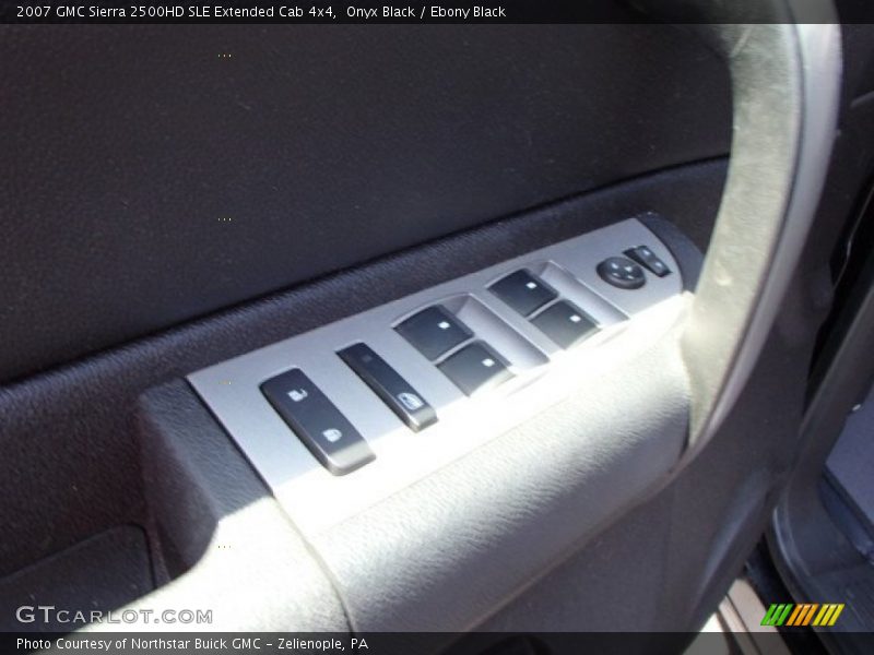 Onyx Black / Ebony Black 2007 GMC Sierra 2500HD SLE Extended Cab 4x4