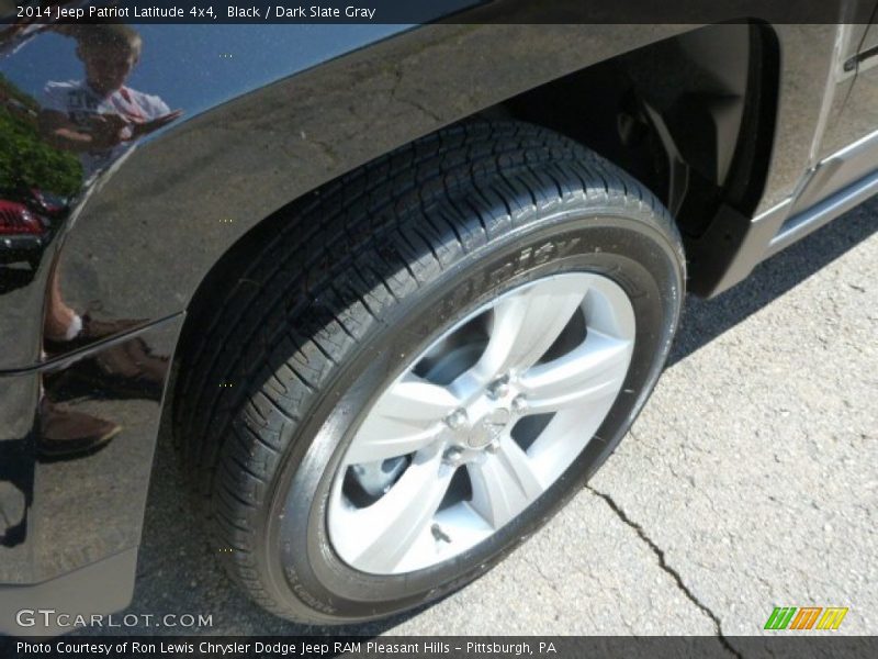 Black / Dark Slate Gray 2014 Jeep Patriot Latitude 4x4