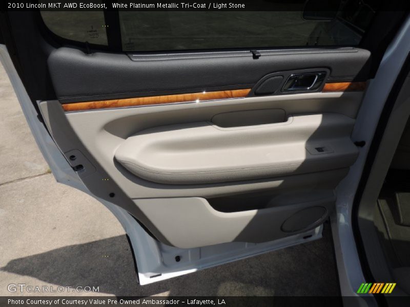 White Platinum Metallic Tri-Coat / Light Stone 2010 Lincoln MKT AWD EcoBoost