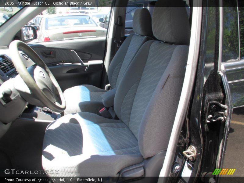Obsidian Black / Gray 2005 Hyundai Tucson GL