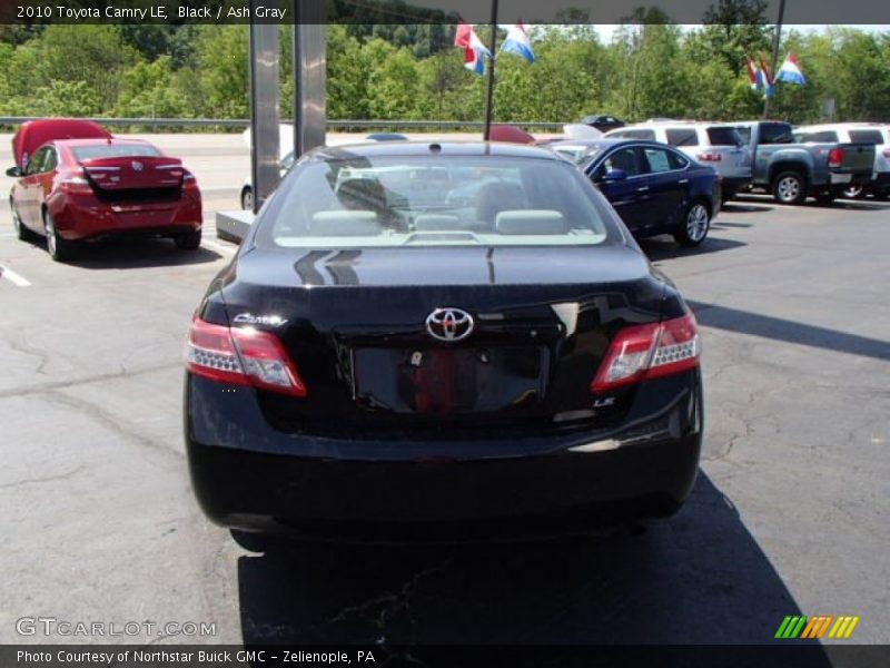 Black / Ash Gray 2010 Toyota Camry LE