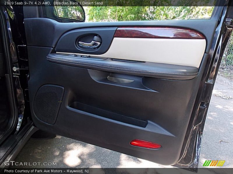 Obsidian Black / Desert Sand 2009 Saab 9-7X 4.2i AWD