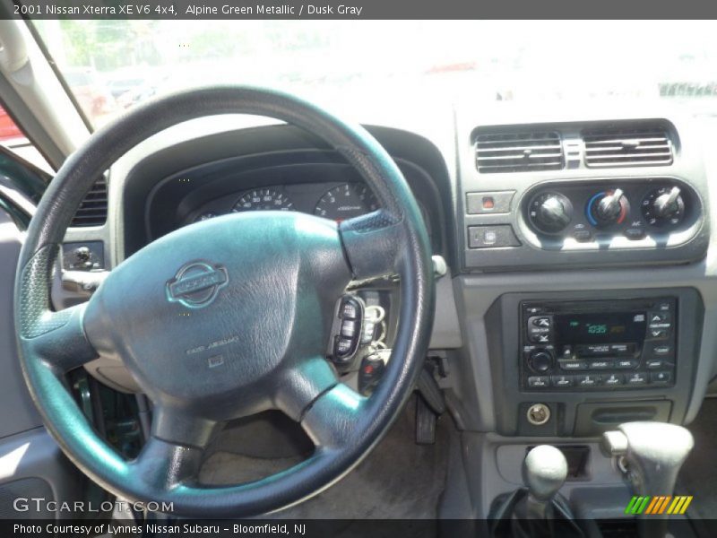 Alpine Green Metallic / Dusk Gray 2001 Nissan Xterra XE V6 4x4