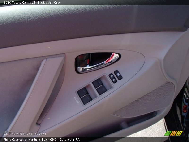 Black / Ash Gray 2010 Toyota Camry LE