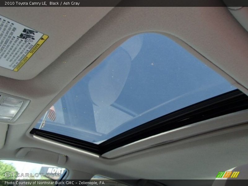 Black / Ash Gray 2010 Toyota Camry LE