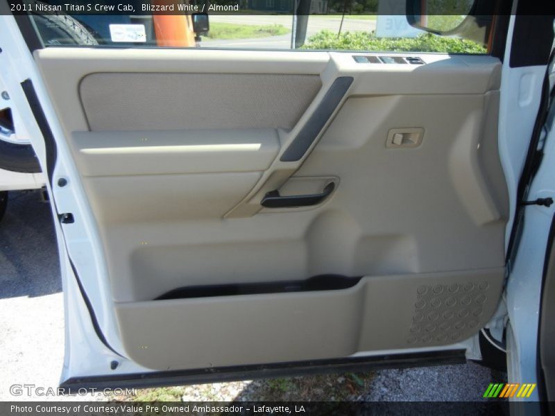 Blizzard White / Almond 2011 Nissan Titan S Crew Cab