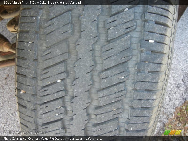 Blizzard White / Almond 2011 Nissan Titan S Crew Cab