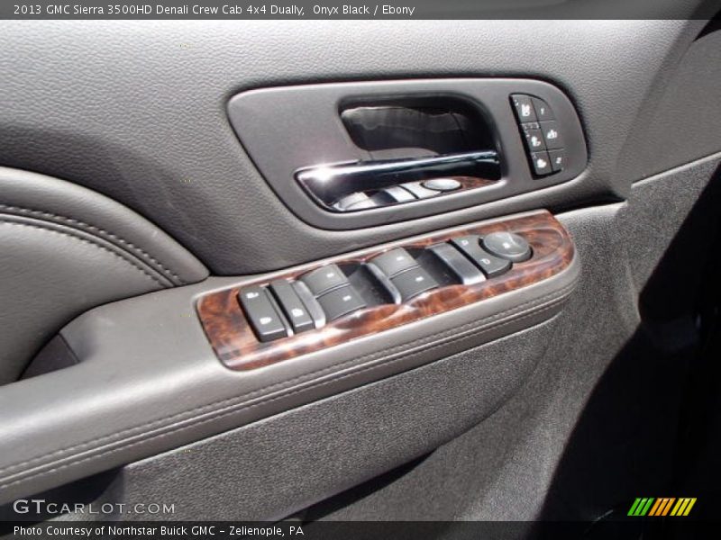 Onyx Black / Ebony 2013 GMC Sierra 3500HD Denali Crew Cab 4x4 Dually