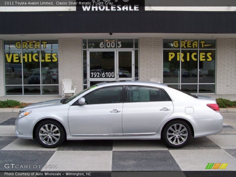 Classic Silver Metallic / Light Gray 2011 Toyota Avalon Limited