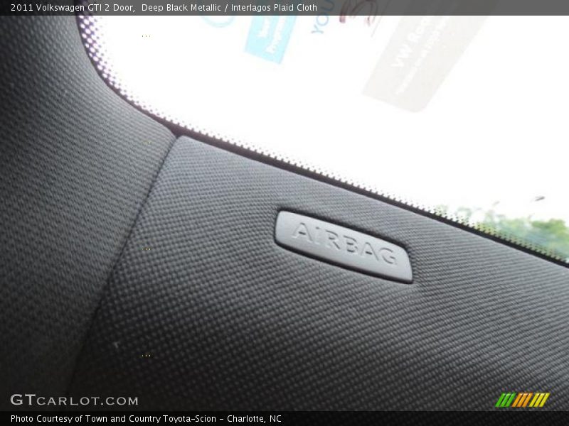 Deep Black Metallic / Interlagos Plaid Cloth 2011 Volkswagen GTI 2 Door