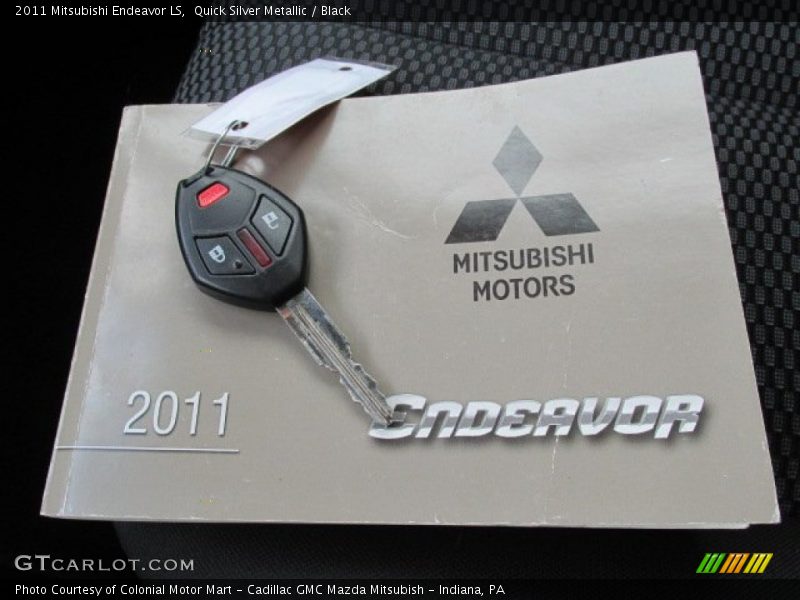 Quick Silver Metallic / Black 2011 Mitsubishi Endeavor LS