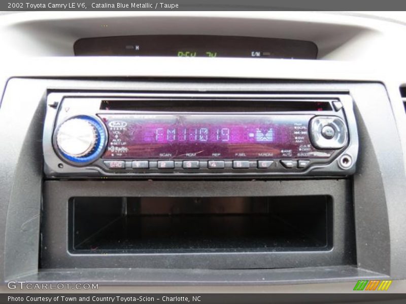 Catalina Blue Metallic / Taupe 2002 Toyota Camry LE V6