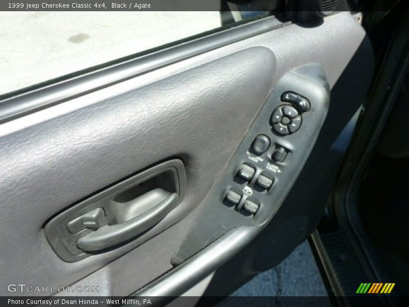 Black / Agate 1999 Jeep Cherokee Classic 4x4