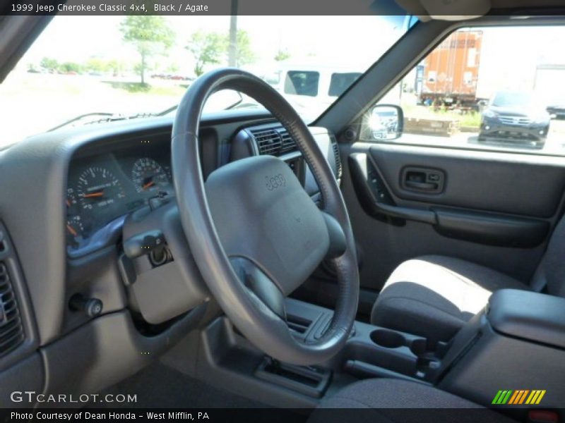 Black / Agate 1999 Jeep Cherokee Classic 4x4