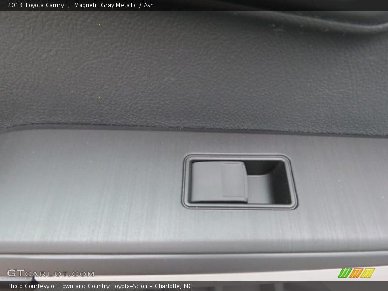 Magnetic Gray Metallic / Ash 2013 Toyota Camry L