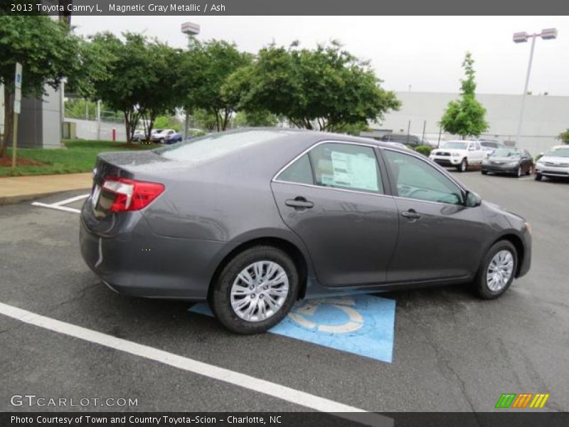 Magnetic Gray Metallic / Ash 2013 Toyota Camry L