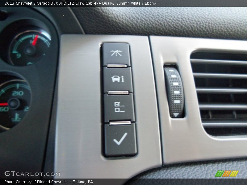 Summit White / Ebony 2013 Chevrolet Silverado 3500HD LTZ Crew Cab 4x4 Dually