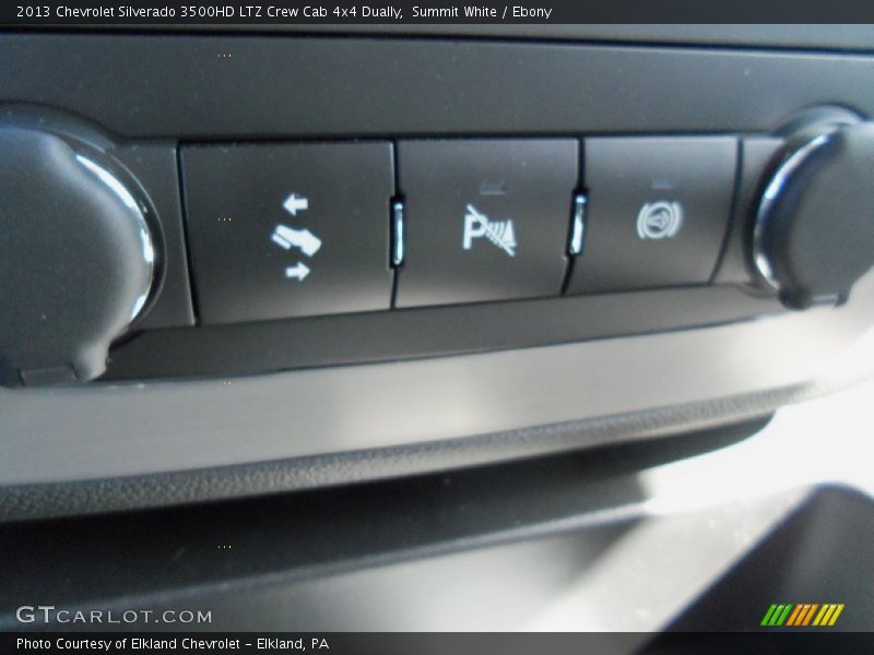 Summit White / Ebony 2013 Chevrolet Silverado 3500HD LTZ Crew Cab 4x4 Dually
