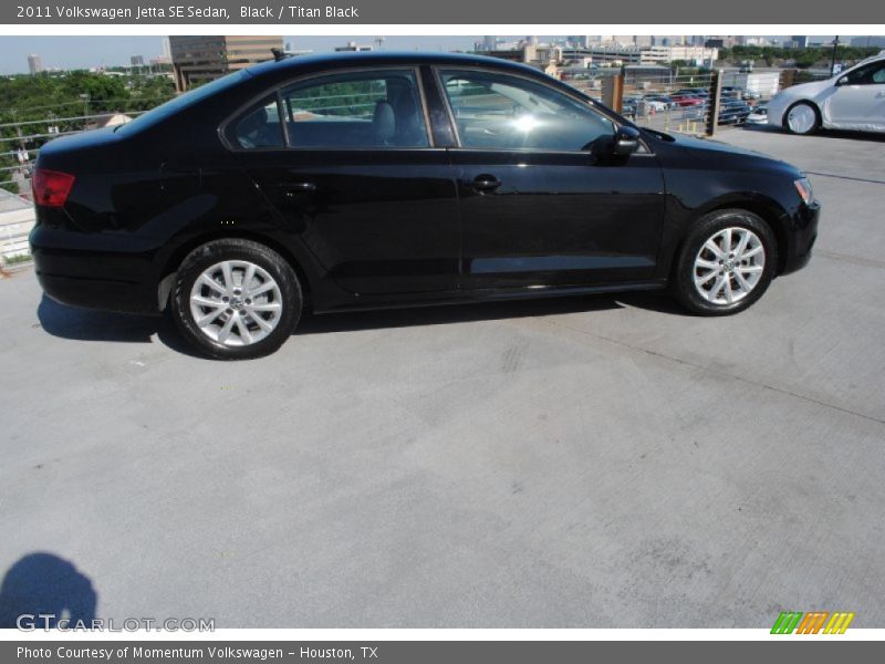 Black / Titan Black 2011 Volkswagen Jetta SE Sedan