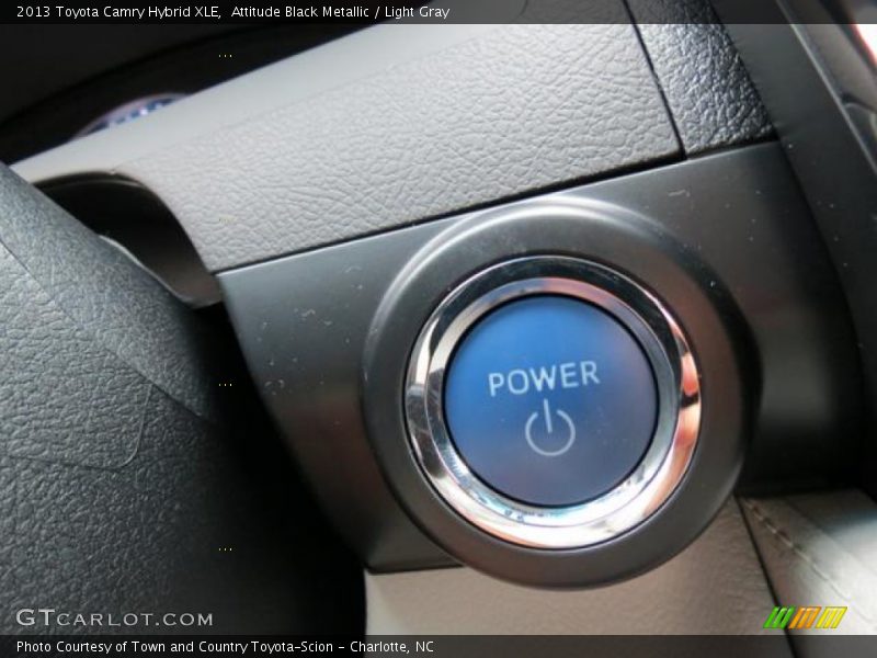 Attitude Black Metallic / Light Gray 2013 Toyota Camry Hybrid XLE
