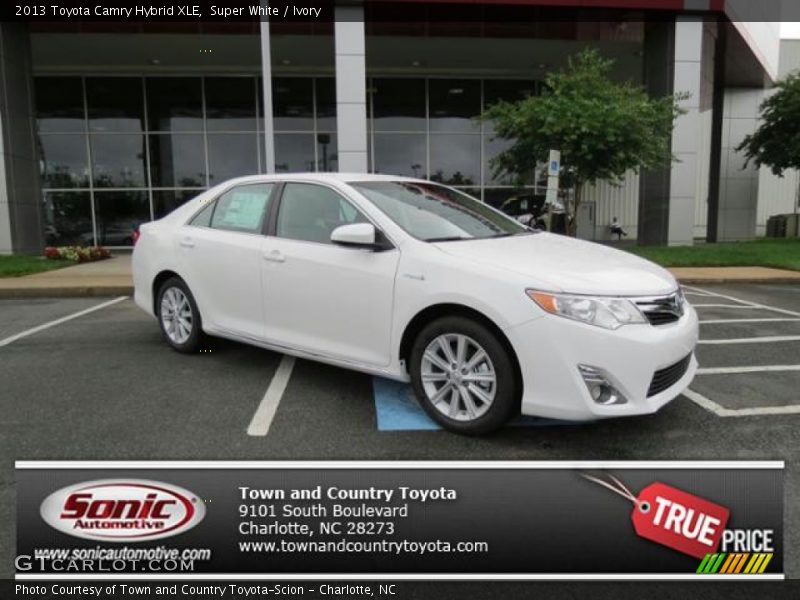 Super White / Ivory 2013 Toyota Camry Hybrid XLE