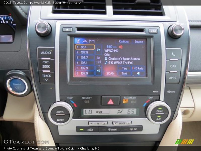 Controls of 2013 Camry Hybrid XLE