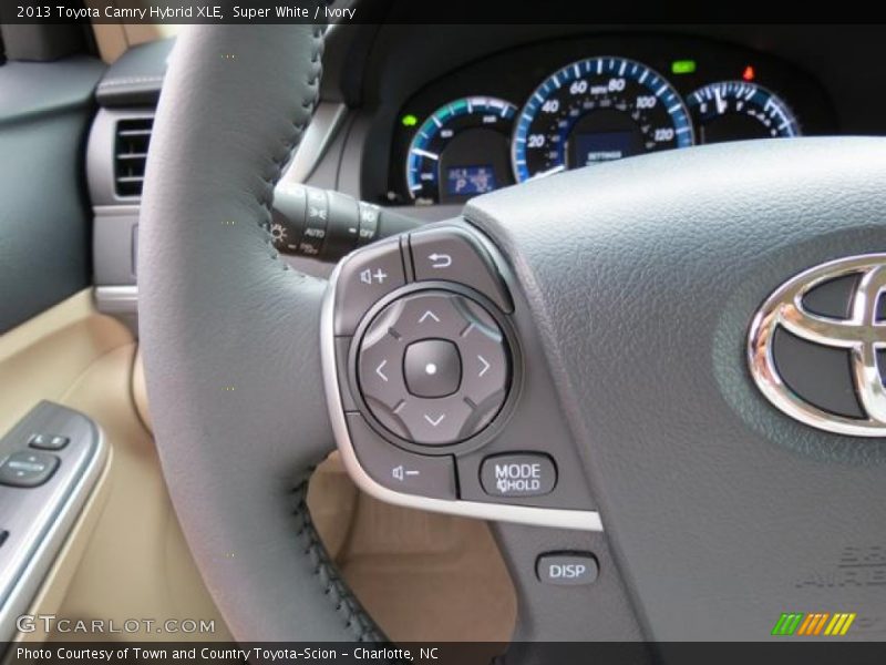 Controls of 2013 Camry Hybrid XLE