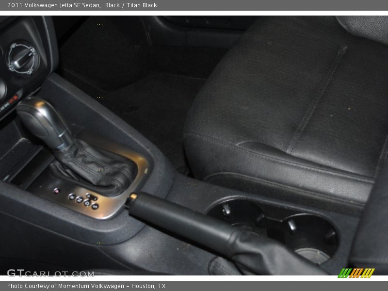 Black / Titan Black 2011 Volkswagen Jetta SE Sedan