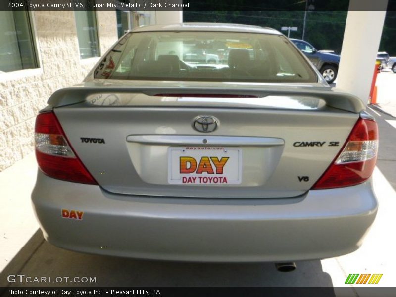 Lunar Mist Metallic / Dark Charcoal 2004 Toyota Camry SE V6