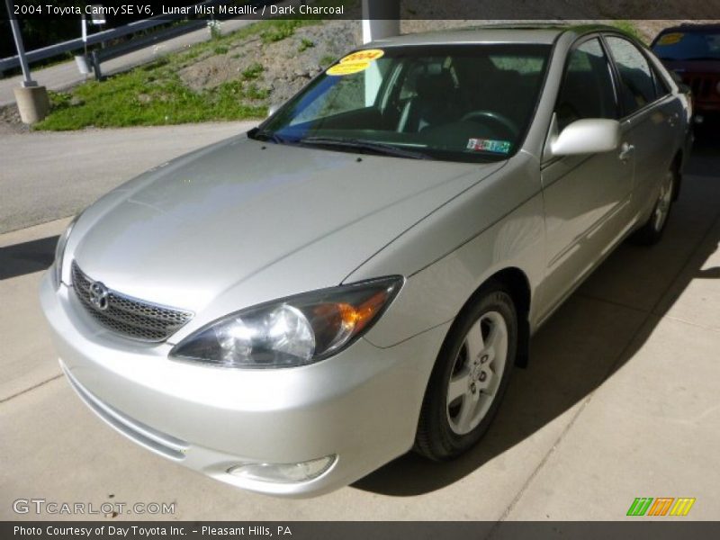 Lunar Mist Metallic / Dark Charcoal 2004 Toyota Camry SE V6