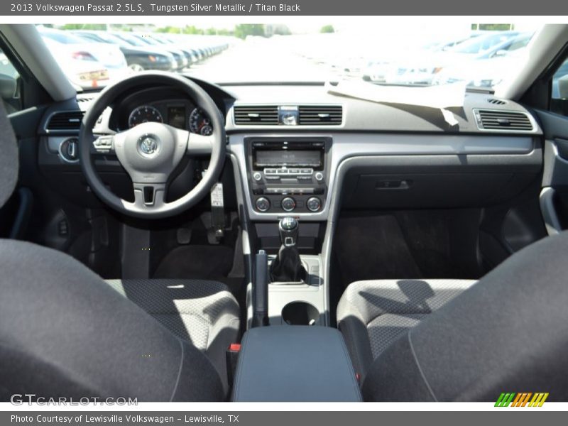 Tungsten Silver Metallic / Titan Black 2013 Volkswagen Passat 2.5L S