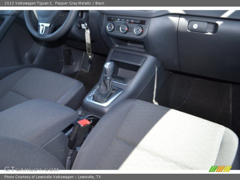 Pepper Gray Metallic / Black 2013 Volkswagen Tiguan S
