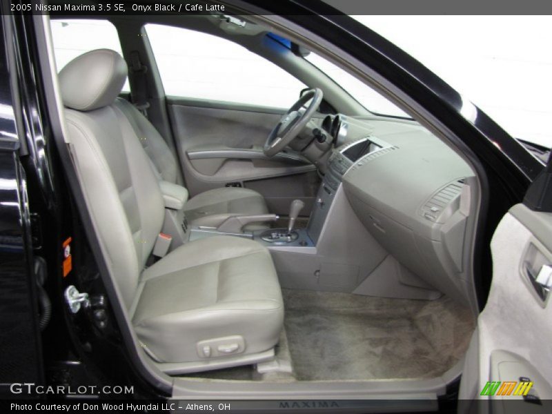 Onyx Black / Cafe Latte 2005 Nissan Maxima 3.5 SE