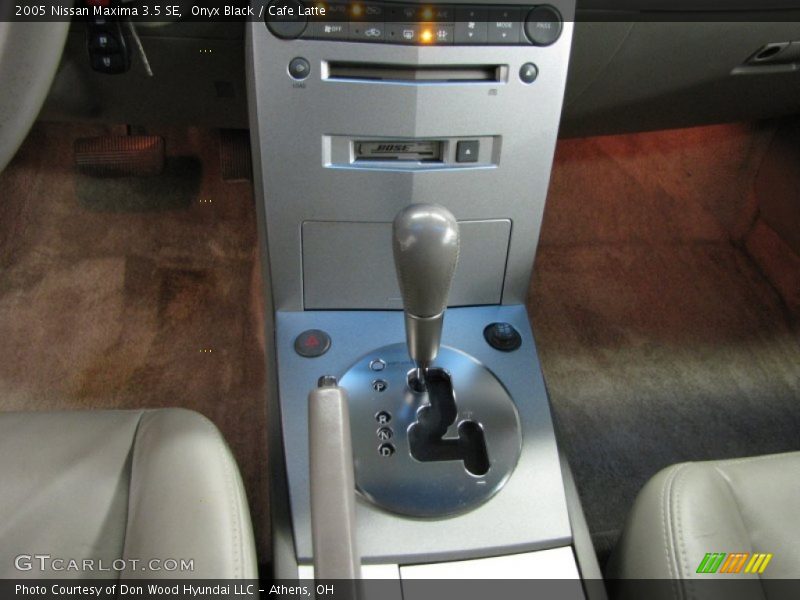 Onyx Black / Cafe Latte 2005 Nissan Maxima 3.5 SE