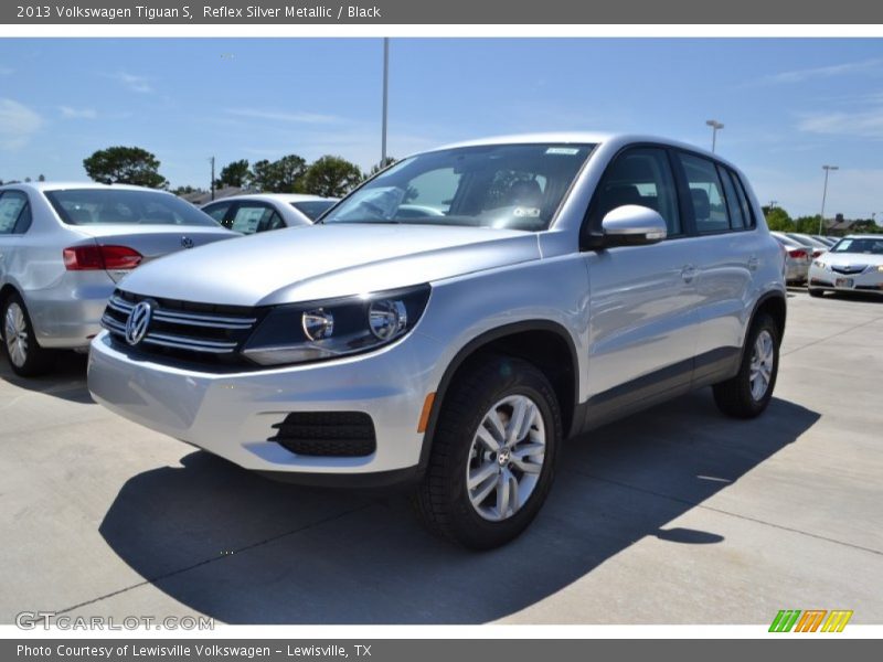 Reflex Silver Metallic / Black 2013 Volkswagen Tiguan S