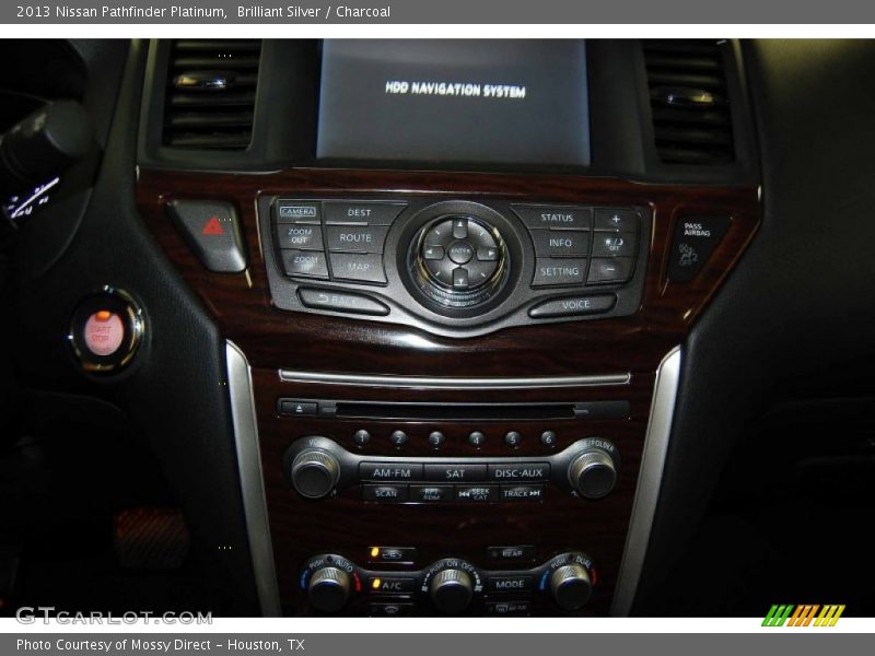 Brilliant Silver / Charcoal 2013 Nissan Pathfinder Platinum