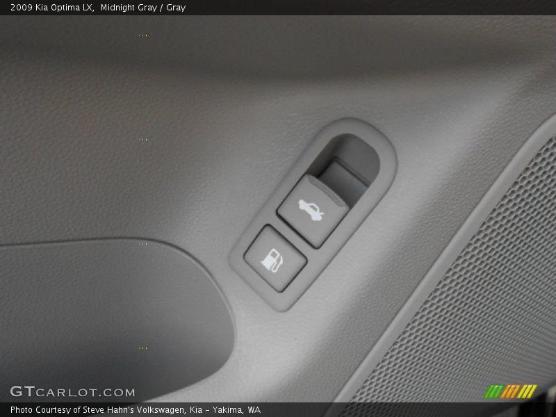 Midnight Gray / Gray 2009 Kia Optima LX